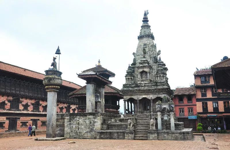 离尼泊尔最近的地方叫什么,尼泊尔睡觉的地方