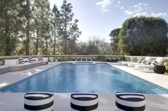 梅西内马尔c罗的家,贝克汉姆c罗梅西内马尔合照