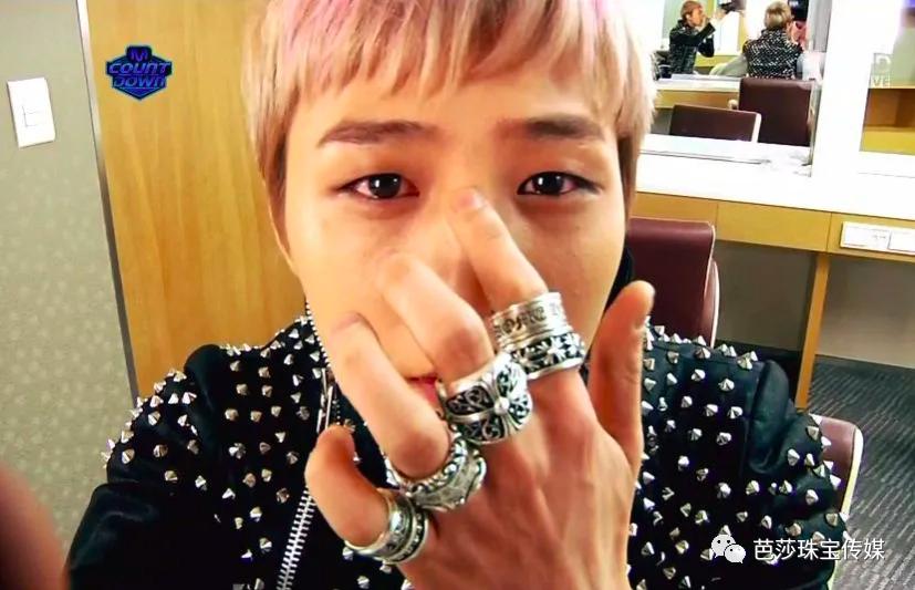 权志龙jennie恋情是不是真的,权志龙jennie穿搭