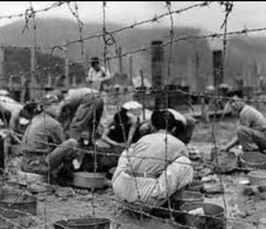 在朝鲜战争结束的第二年,有一艘载满了身穿国军军装士兵的轮船