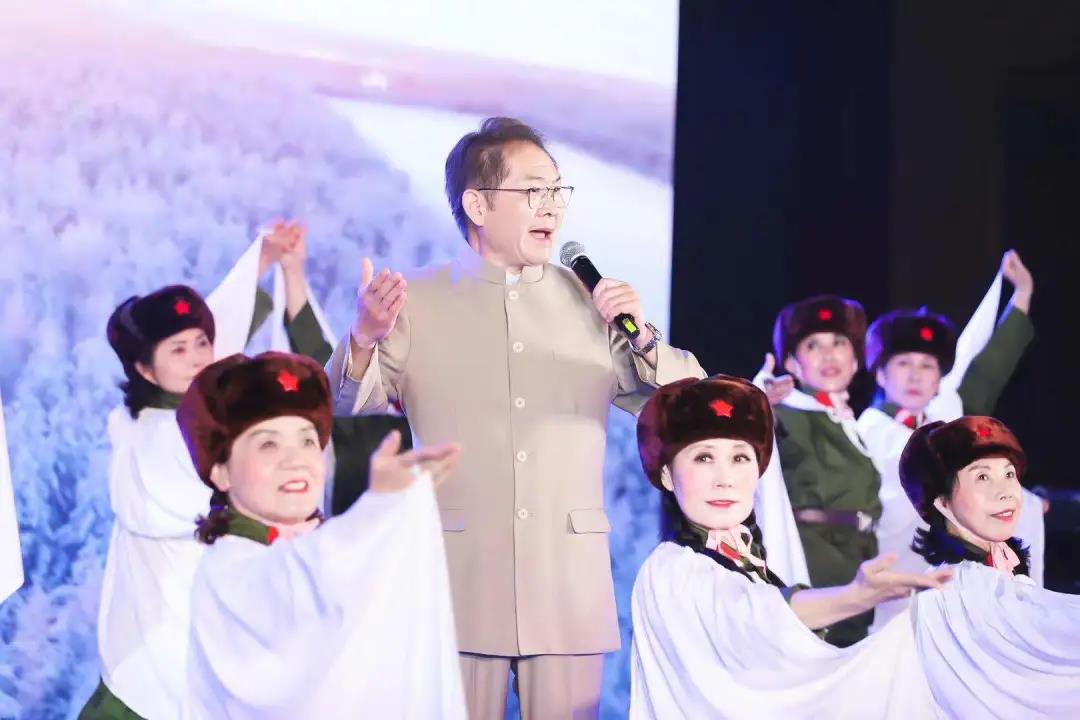 长三角饶籍乡友庆祝中国*产党共**成立100周年群众歌咏活动在沪举行