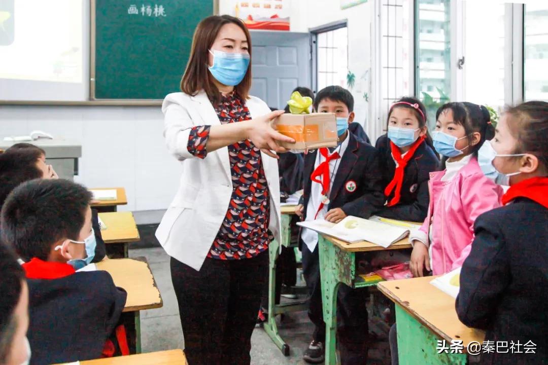 巴州三小开学视频,三小疫情