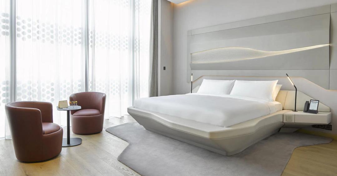 扎哈风格建筑,扎哈事务所迪拜