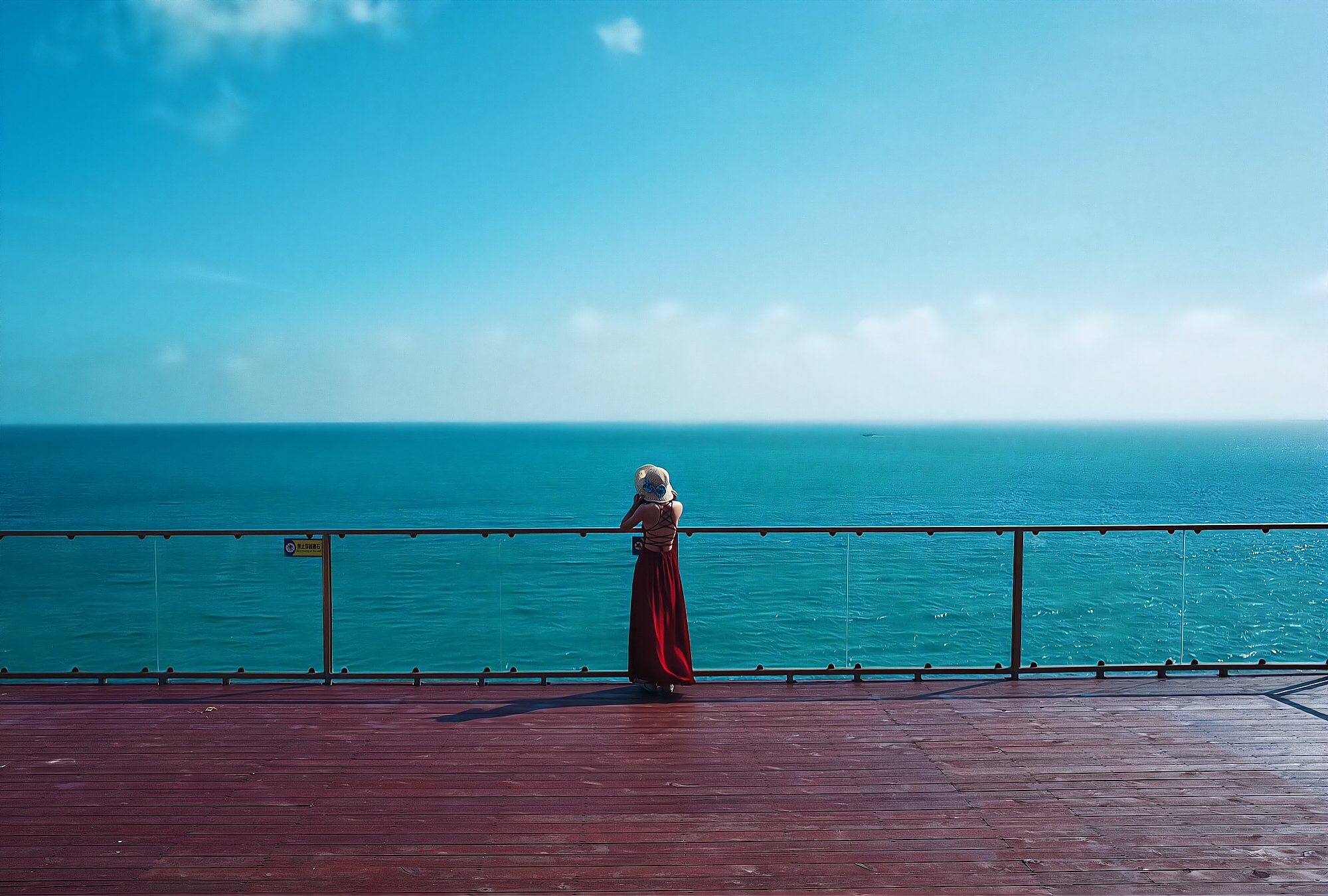 三亚被游人吐槽,为什么三亚消费比外国还高