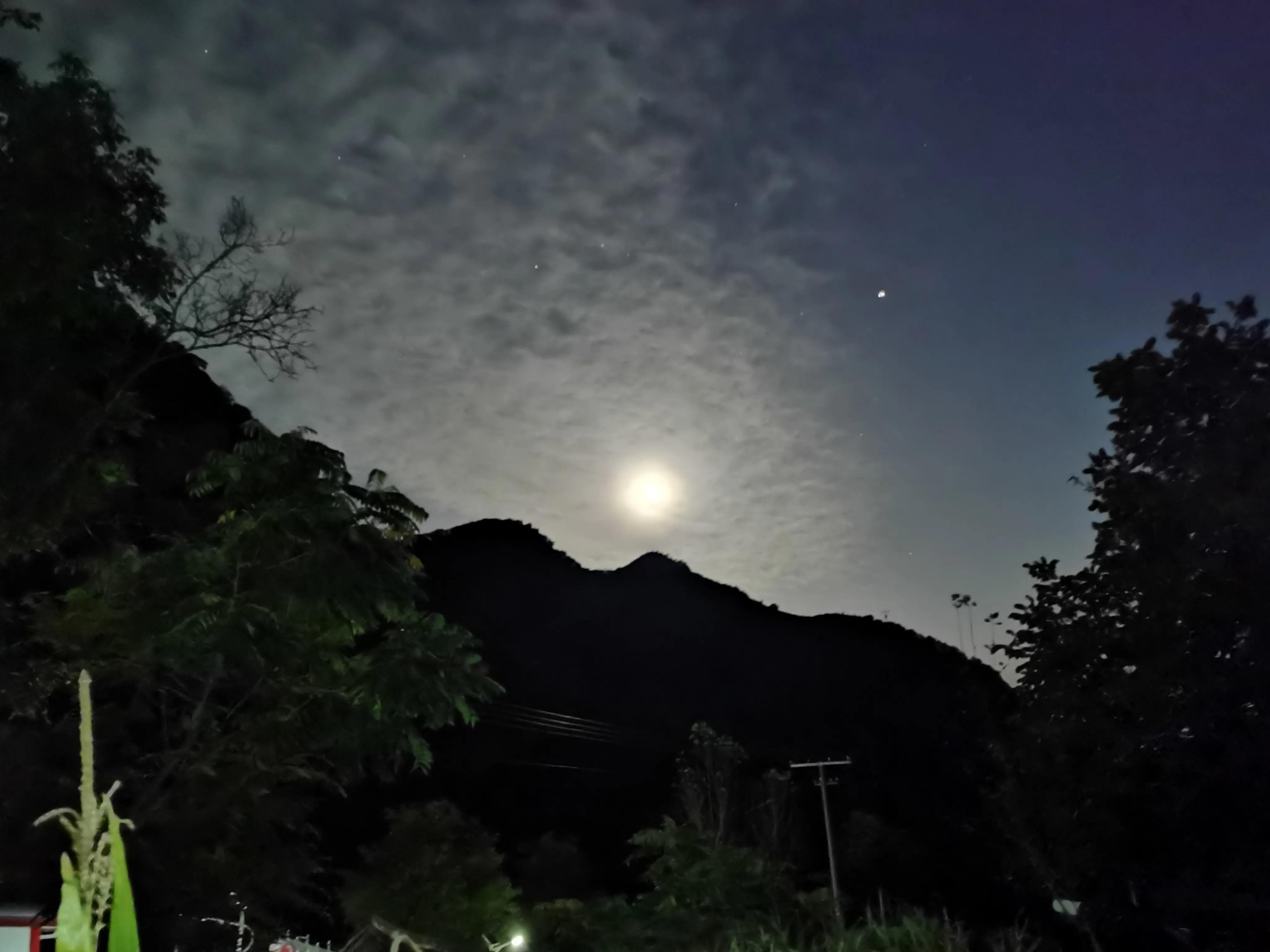 都知夏日驼梁美，秋季呢？阜平花塔村进山带您领略最美的秋日驼梁