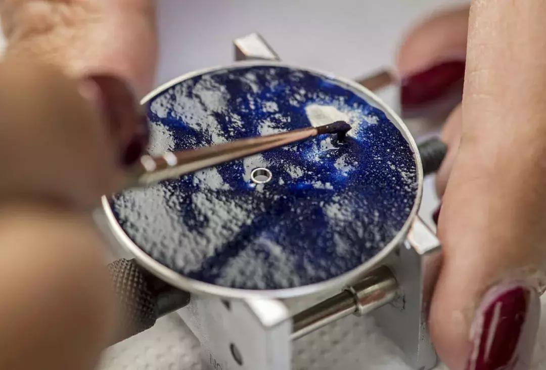 稀奇古怪手表,腕表盘点六款烂大街的手表