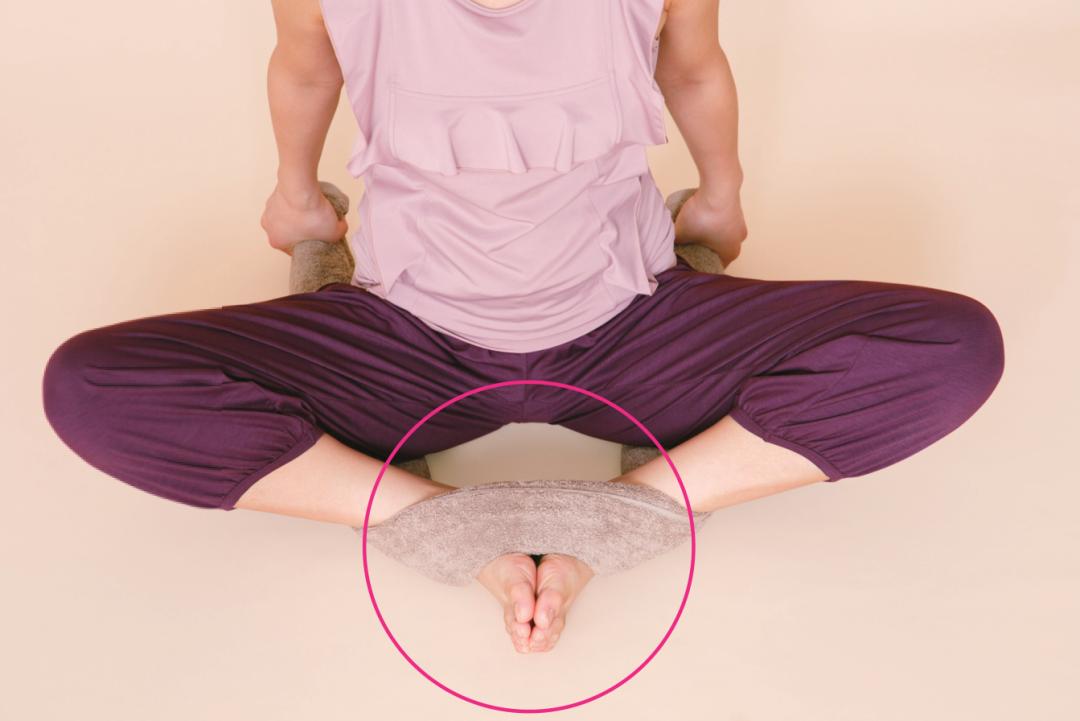 适合更年期女性的瑜伽动作,躺着做的女性更年期瑜伽