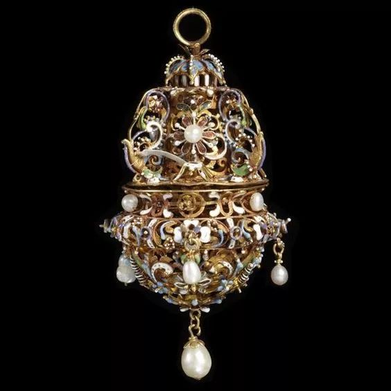 欧洲贵族喷的香水是什么,欧洲贵族喷的香水叫什么