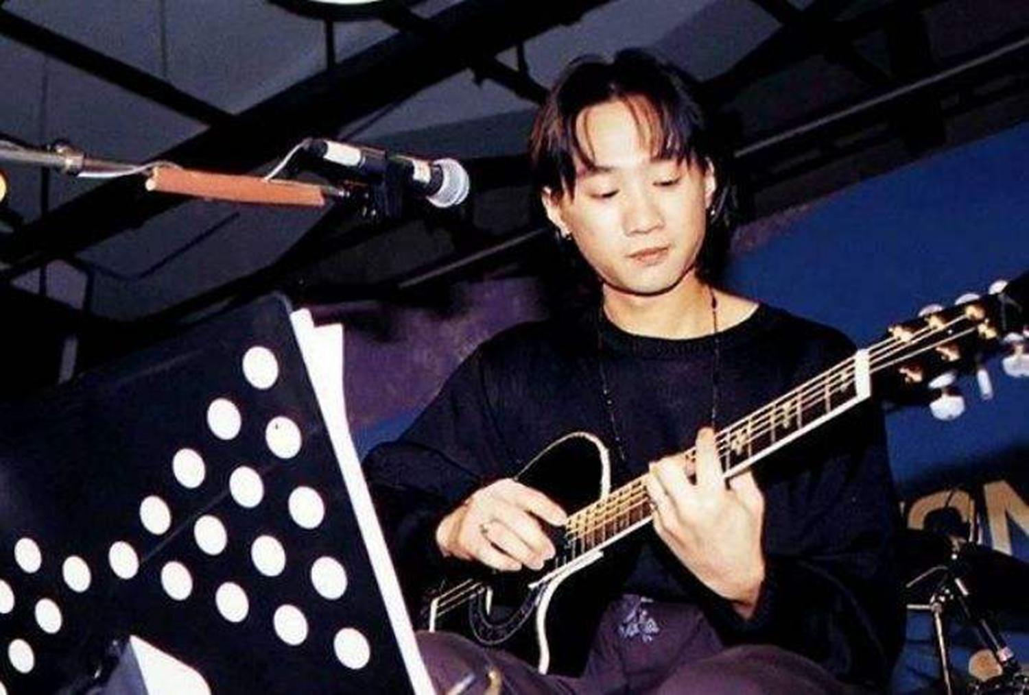 黄家驹的心酸历史,黄家驹的不羁情史