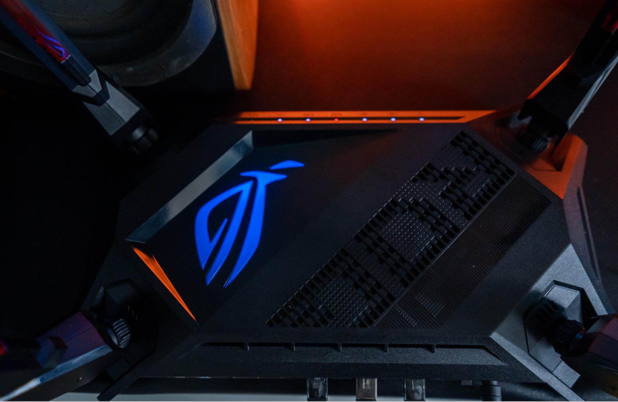 电竞路由器推荐华硕rog,华硕rog魔方幻gt6白色路由器评测