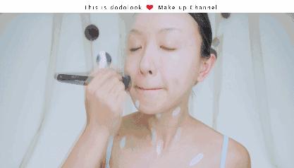 化妆到底先隔离防晒还是粉底液,化妆顺序先气垫还是防晒