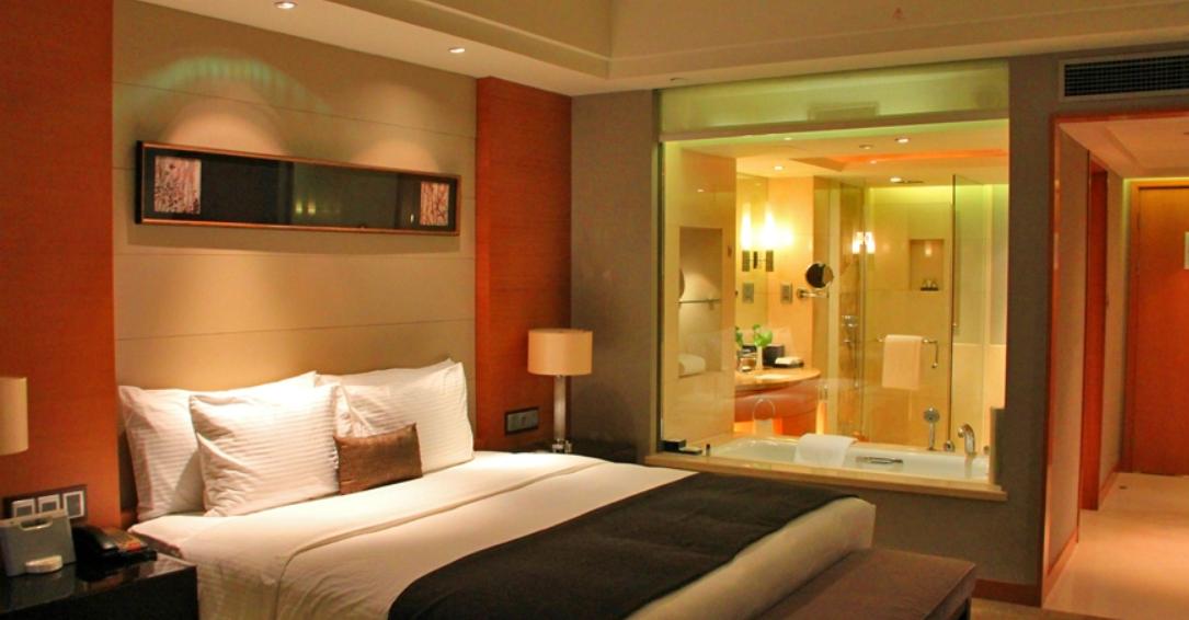 酒店卫生间为何爱用透明玻璃,酒店浴室为什么要透明玻璃