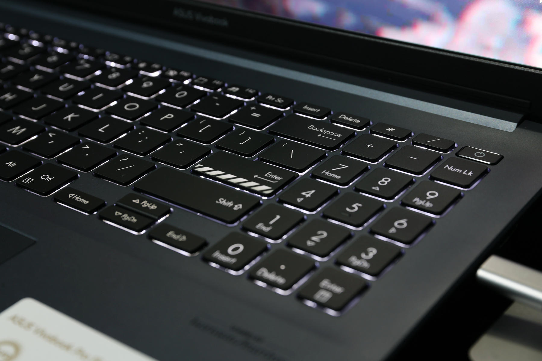 2024华硕无畏pro15锐龙版开箱,华硕无畏pro15锐龙测评