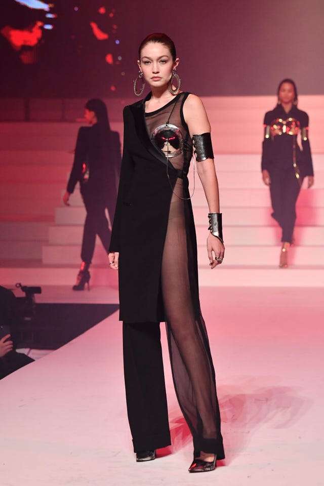 最有名的超模走秀,世界顶级超模t台云集走秀后台