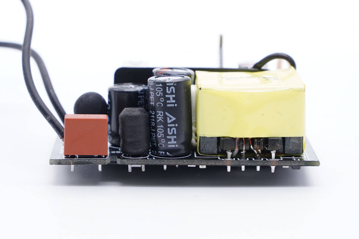 公牛快充多功能插座怎么样,插座一哥最新上市消息