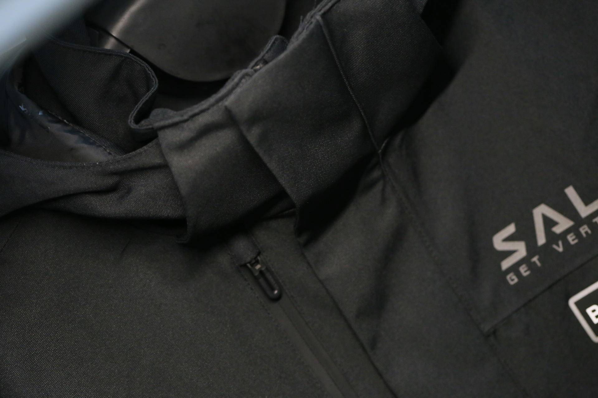 冲锋衣选购攻略冲锋衣什么牌子好,沙乐华冲锋衣怎么样