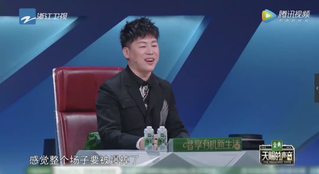 萨顶顶在节目上哭了几次,萨顶顶作为实力唱将为何要假唱