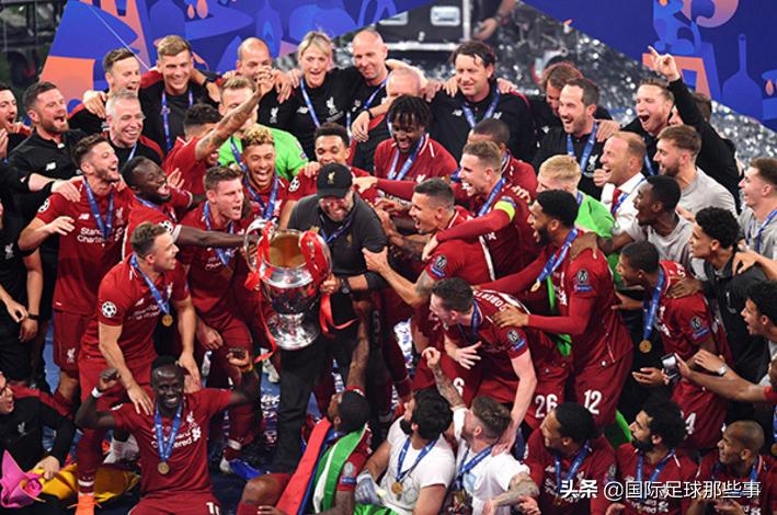 利物浦举杯视频完整版,利物浦英超夺冠举杯视频