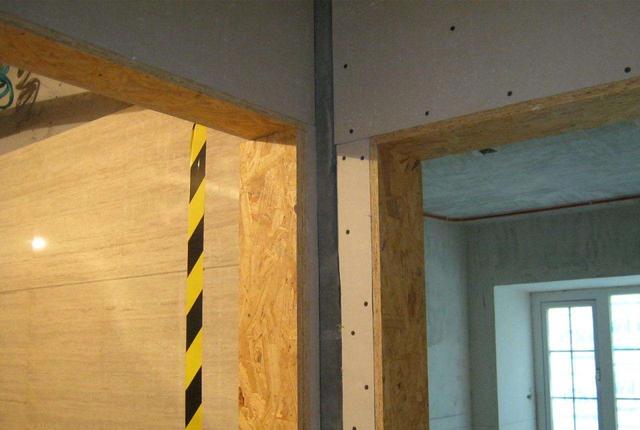 木头门套需要欧松板打底吗,门套为什么用欧松板打底