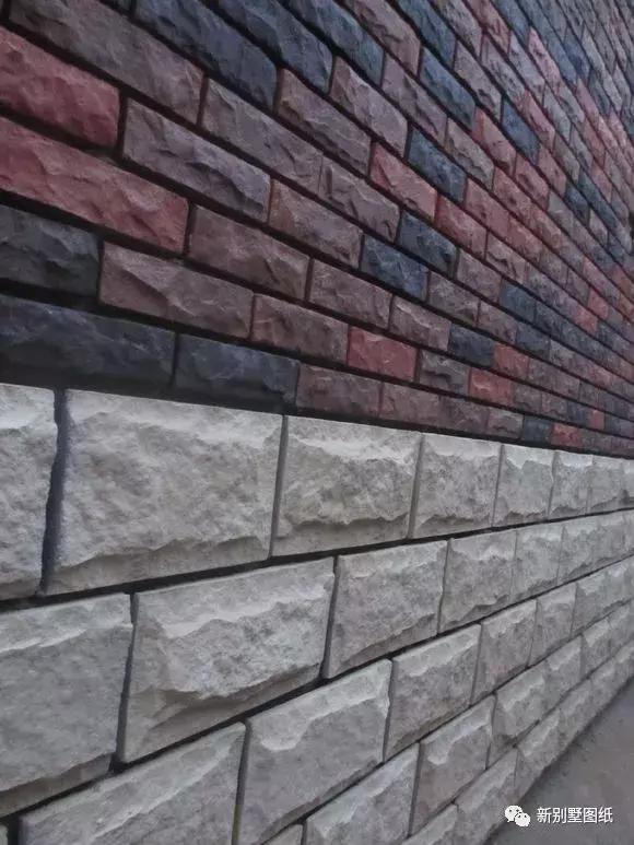 小伙盖三层农村别墅，占地150平米只花不到50万，你觉得怎么样？