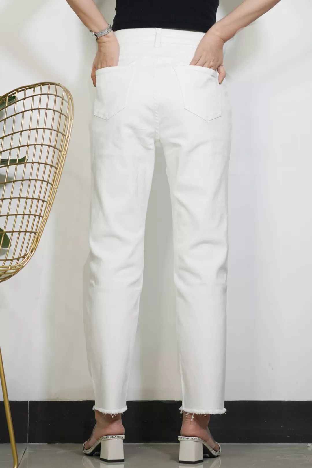 我试了九条白色牛仔裤，这四条太太太好穿了！