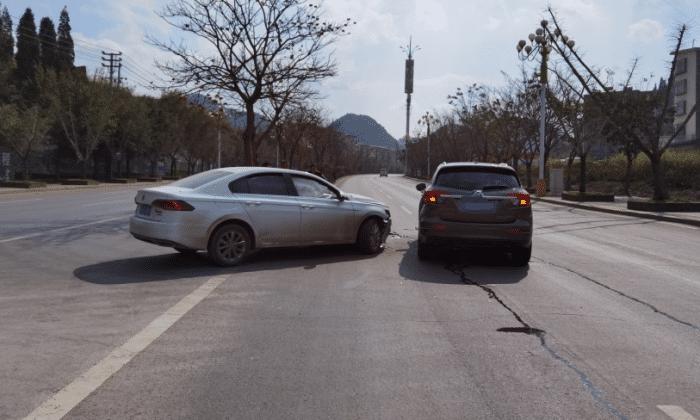 君威与昂科威碰撞,大众宝来车辆撞击测试