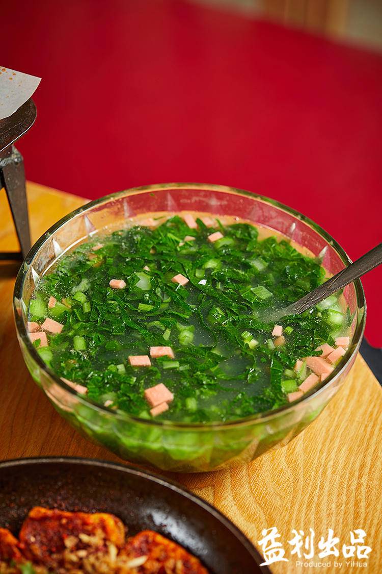 功夫到位，一掌销魂！原来四川人这么爱吃，就图它这一点！