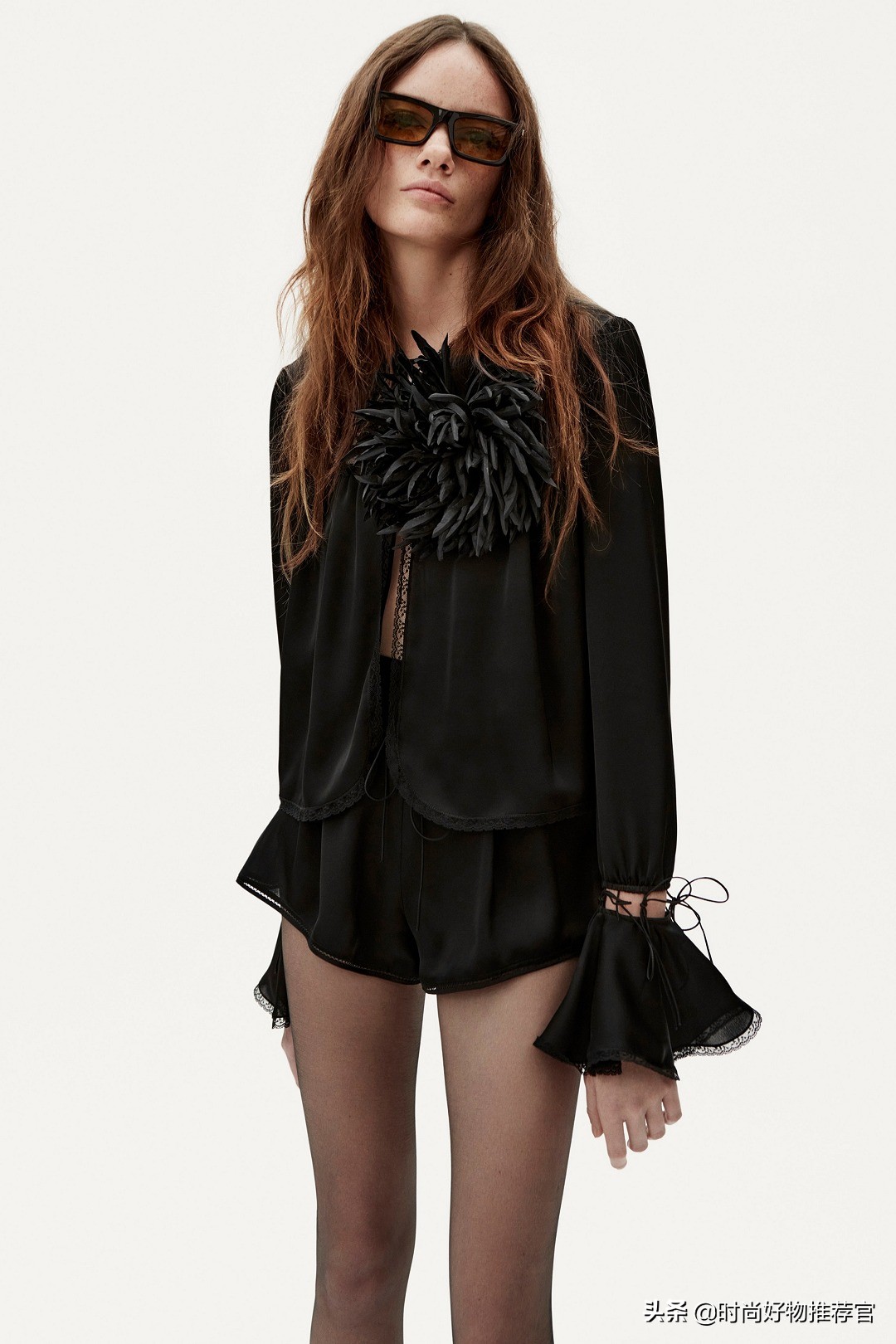 ysl黑色小西装金色logo,ysl心形豹纹复古白色