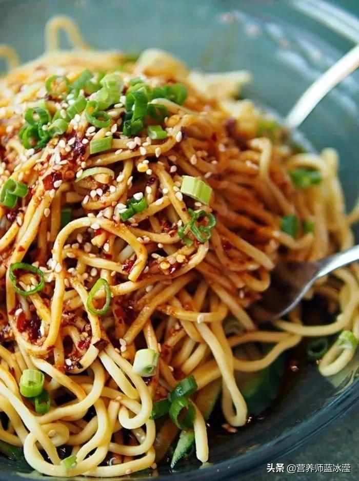 小孩严重缺钙吃什么钙片补最快,儿童缺钙除了吃钙片还需要做什么