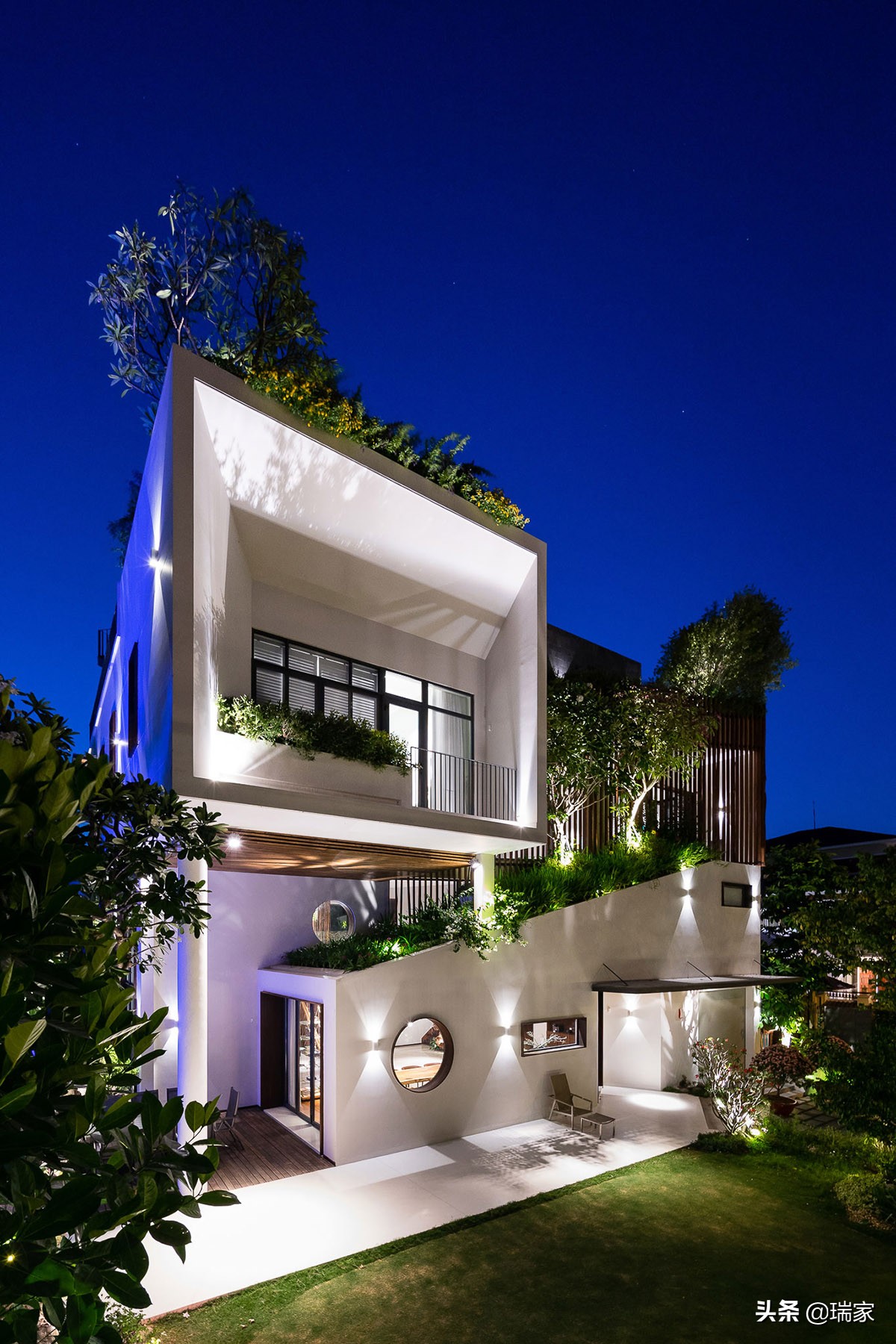 极简到极致的别墅,很多人向往的别墅