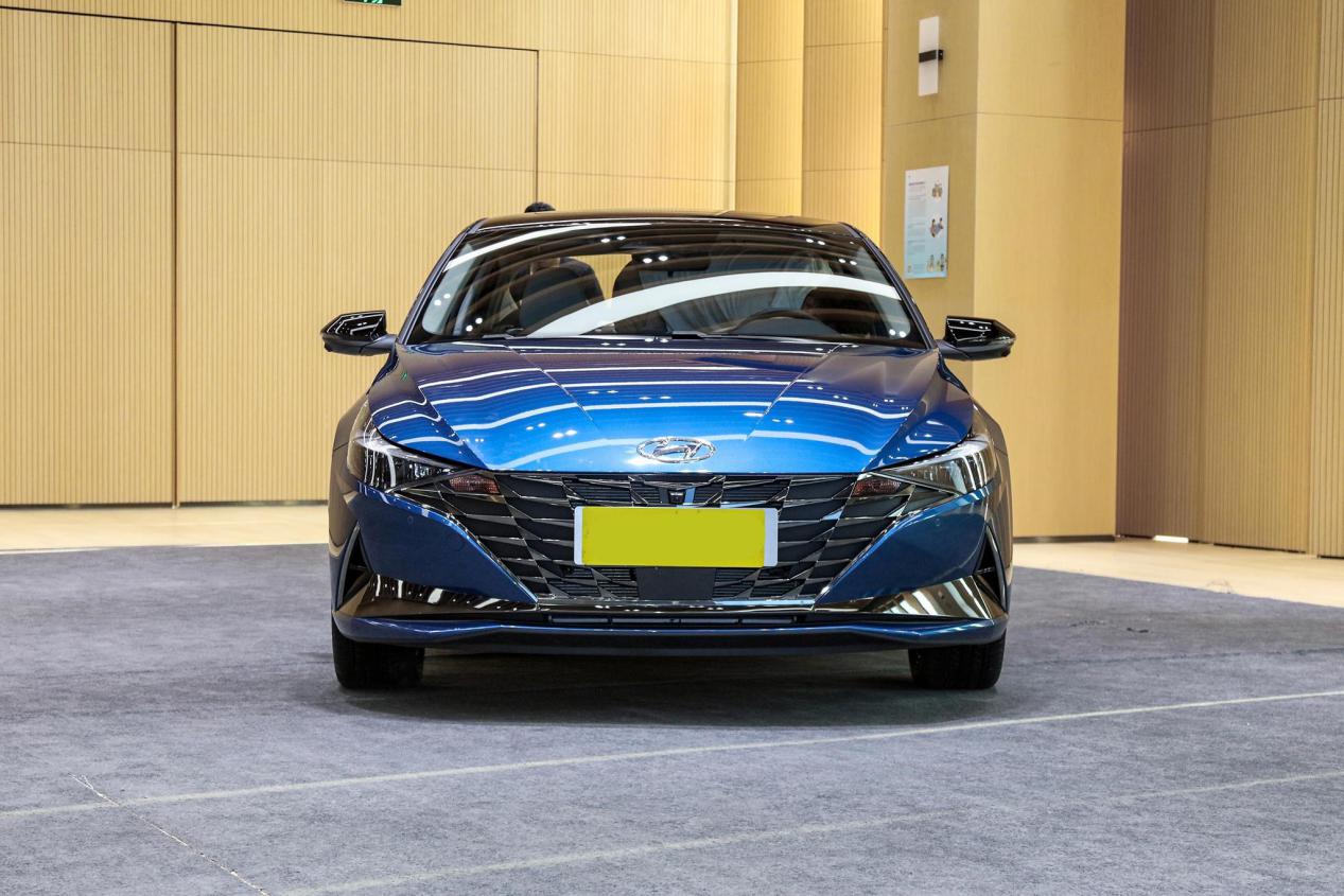 全新伊兰特能否重塑荣光,7.58万现代伊兰特实车