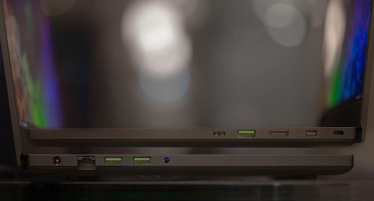 雷蛇灵刃17可以当工作站,雷蛇灵刃2023测评