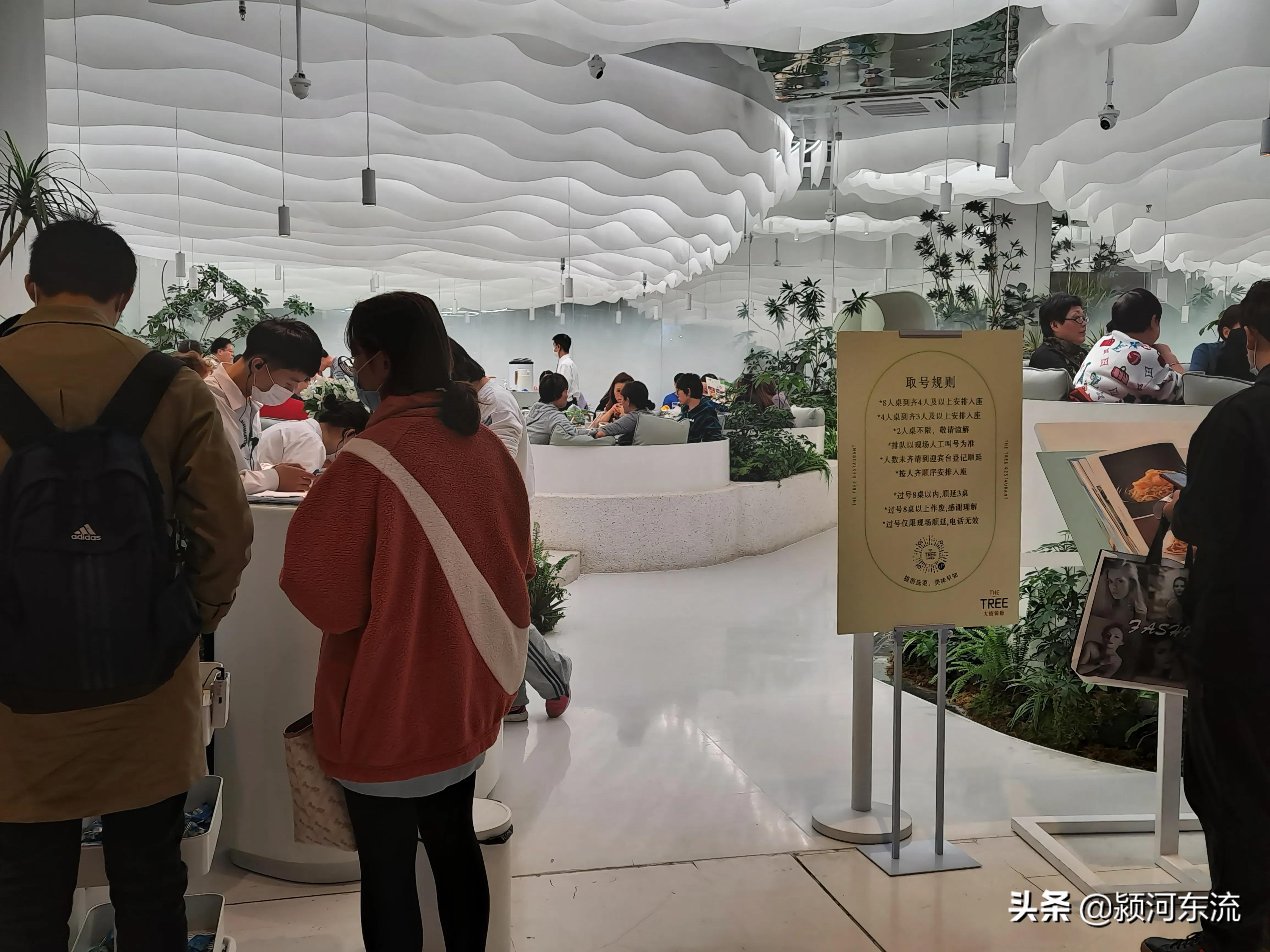 上海为什么餐饮店少,上海餐饮小吃店现状