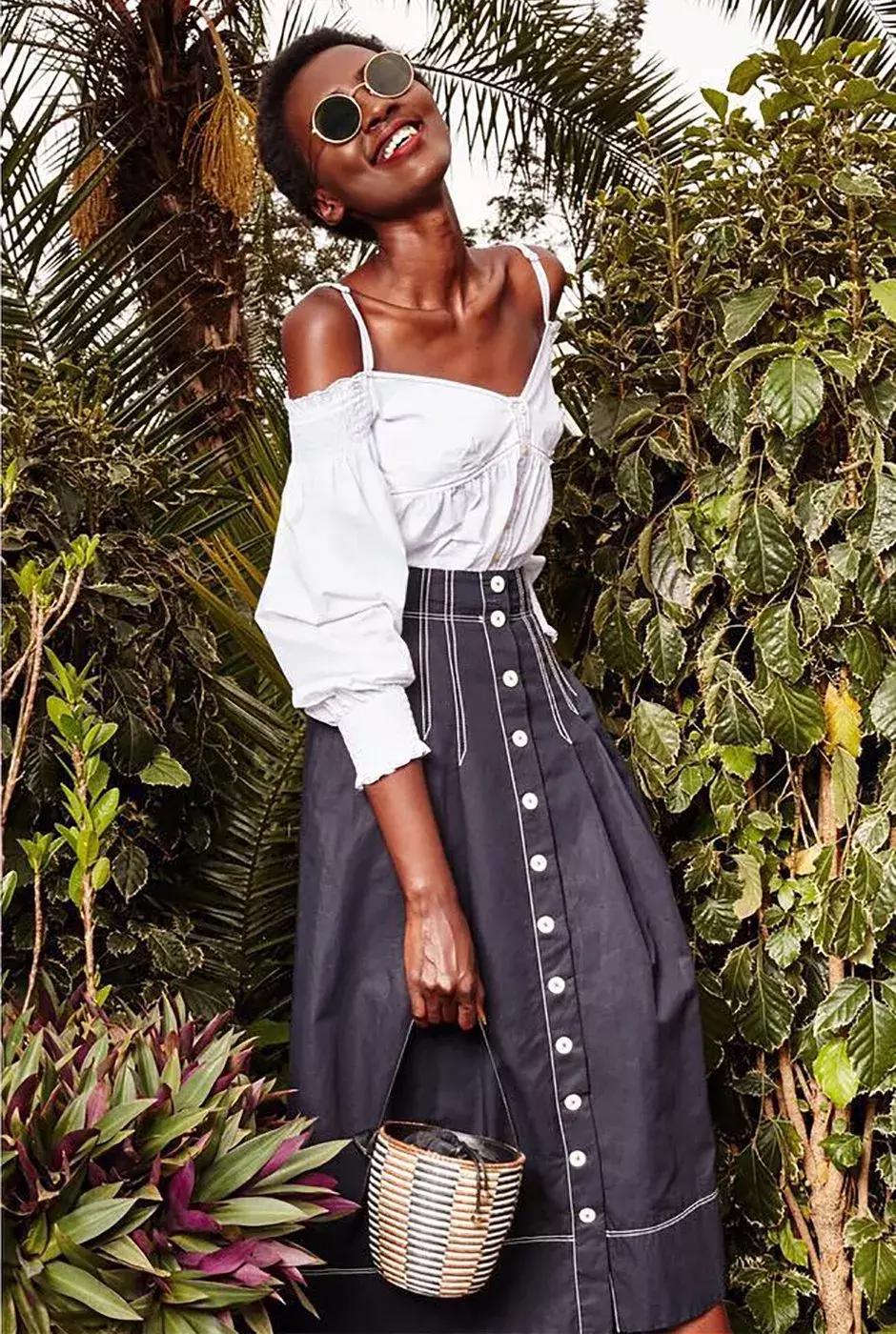 1000左右的包包品牌推荐,1000块钱能买什么大牌的包