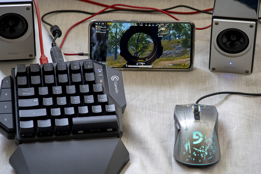 吃鸡神器键盘压枪测评,吃鸡神器测评键盘加手柄