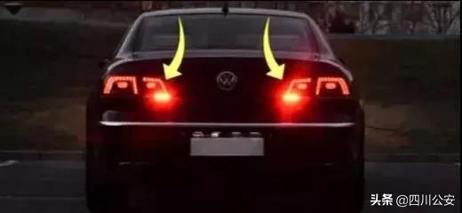 大雾天开车开内循环还是外循环,雾天开车能见度低时要开远光灯吗