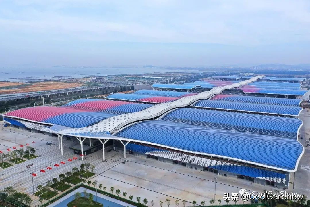 几个标准足球场能赶上鸟巢的面积,鸟巢占地面积相当于多少个足球场