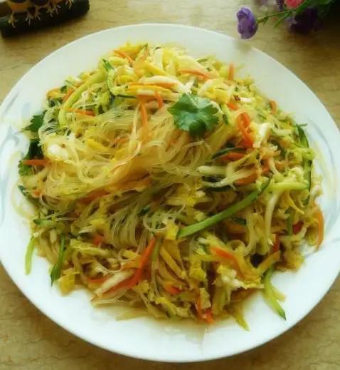 夏天凉拌菜爽口小凉菜30种,夏天凉拌菜需要用到哪些调料