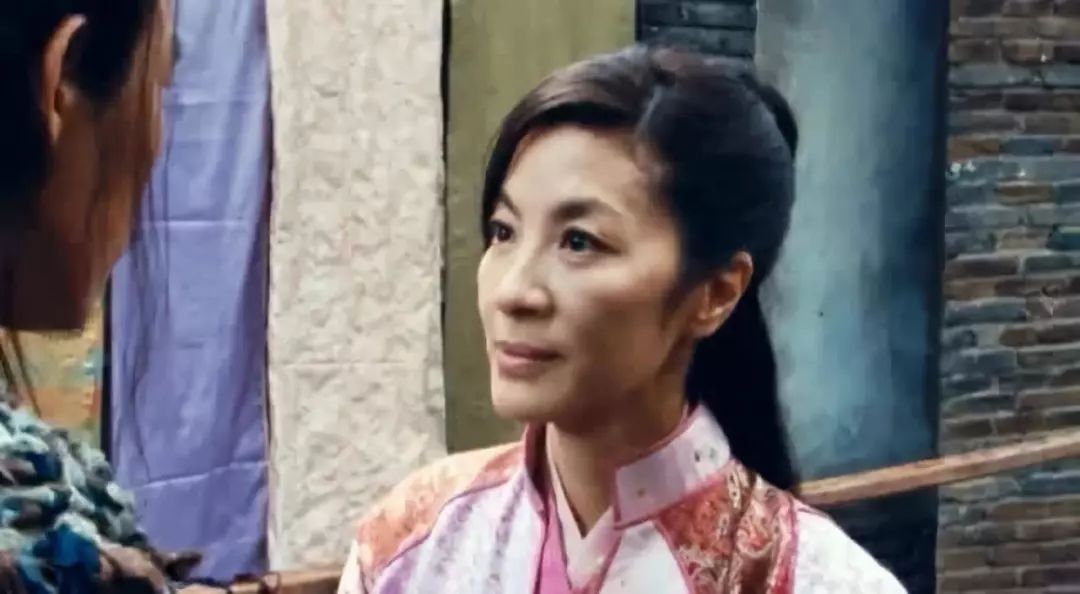 那些曾为我们带来欢乐的女打星们：如流星闪过