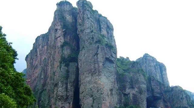 浙江有哪些有瀑布的旅游景点,浙江旅游景点推荐瀑布