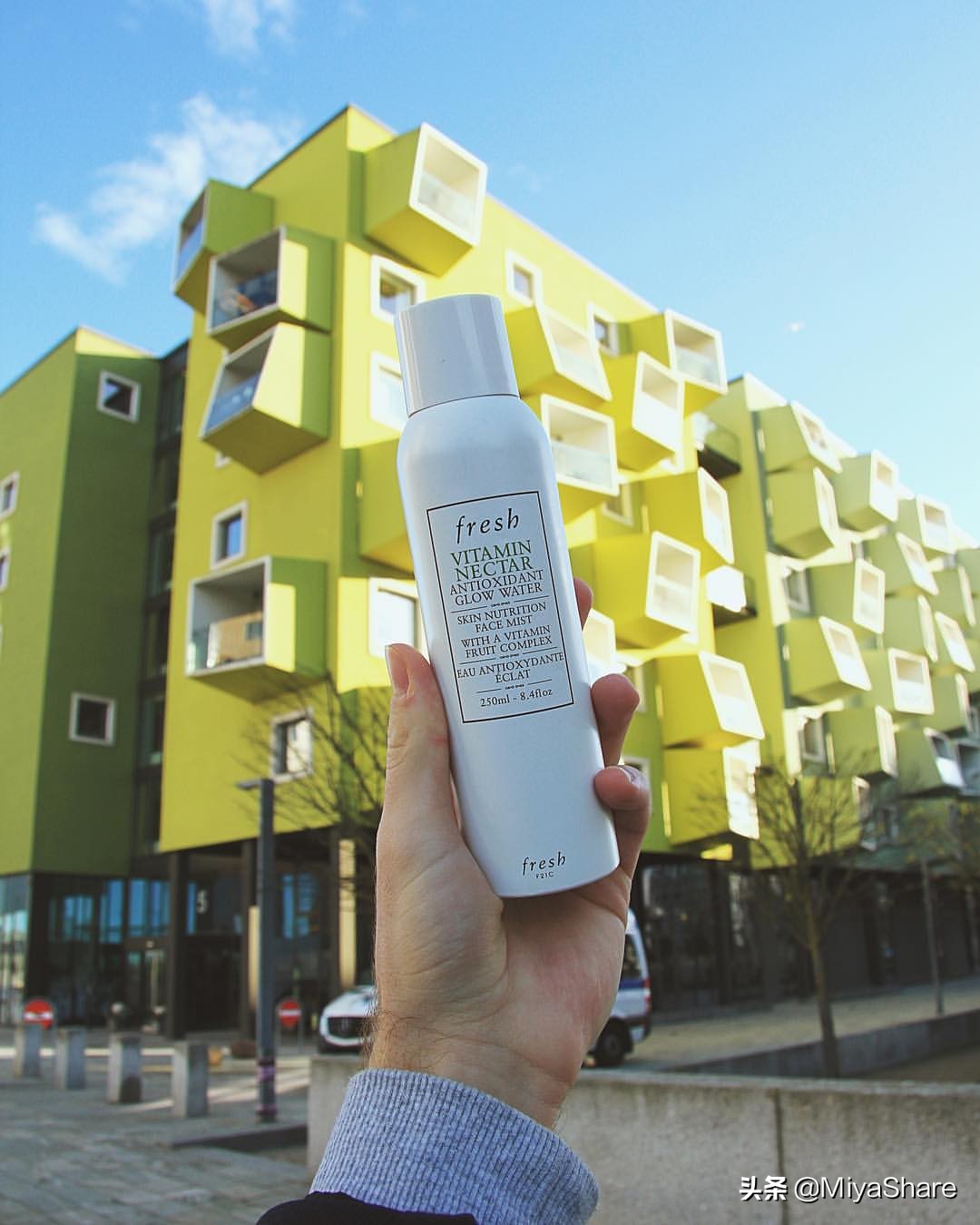 为什么理肤泉补水喷雾跟水一样,雅漾跟理肤泉喷雾哪个比较好一点