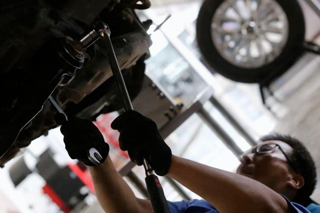 怪兽修车翻新奥迪q7,怪兽修车翻新视频