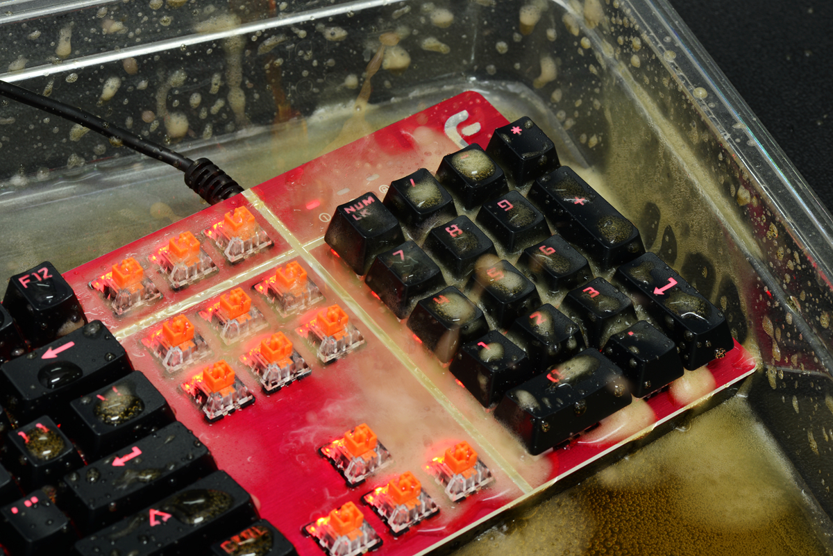 打游戏机械键盘用什么轴手感最好,手感偏软的机械键盘轴体