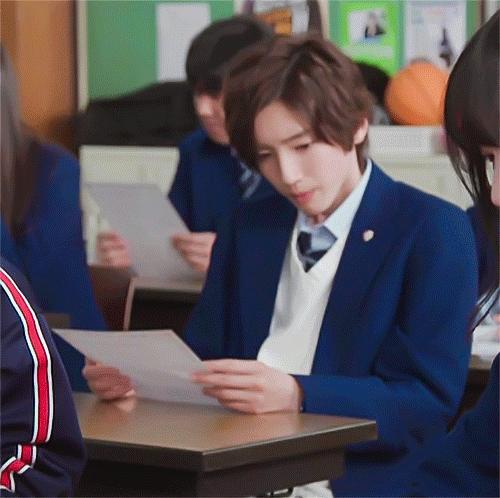 被上帝亲吻脸,被上帝吻过的脸美男子