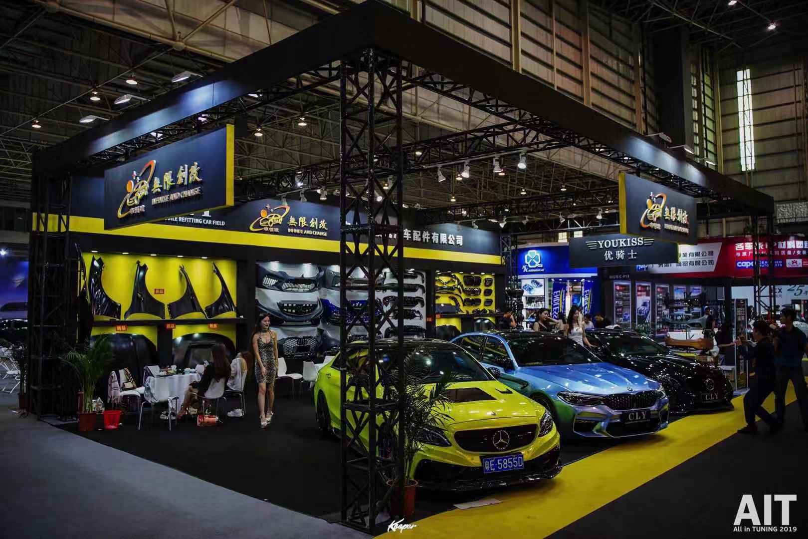 2020ait改装车展模特,2019东莞ait改装车展车模