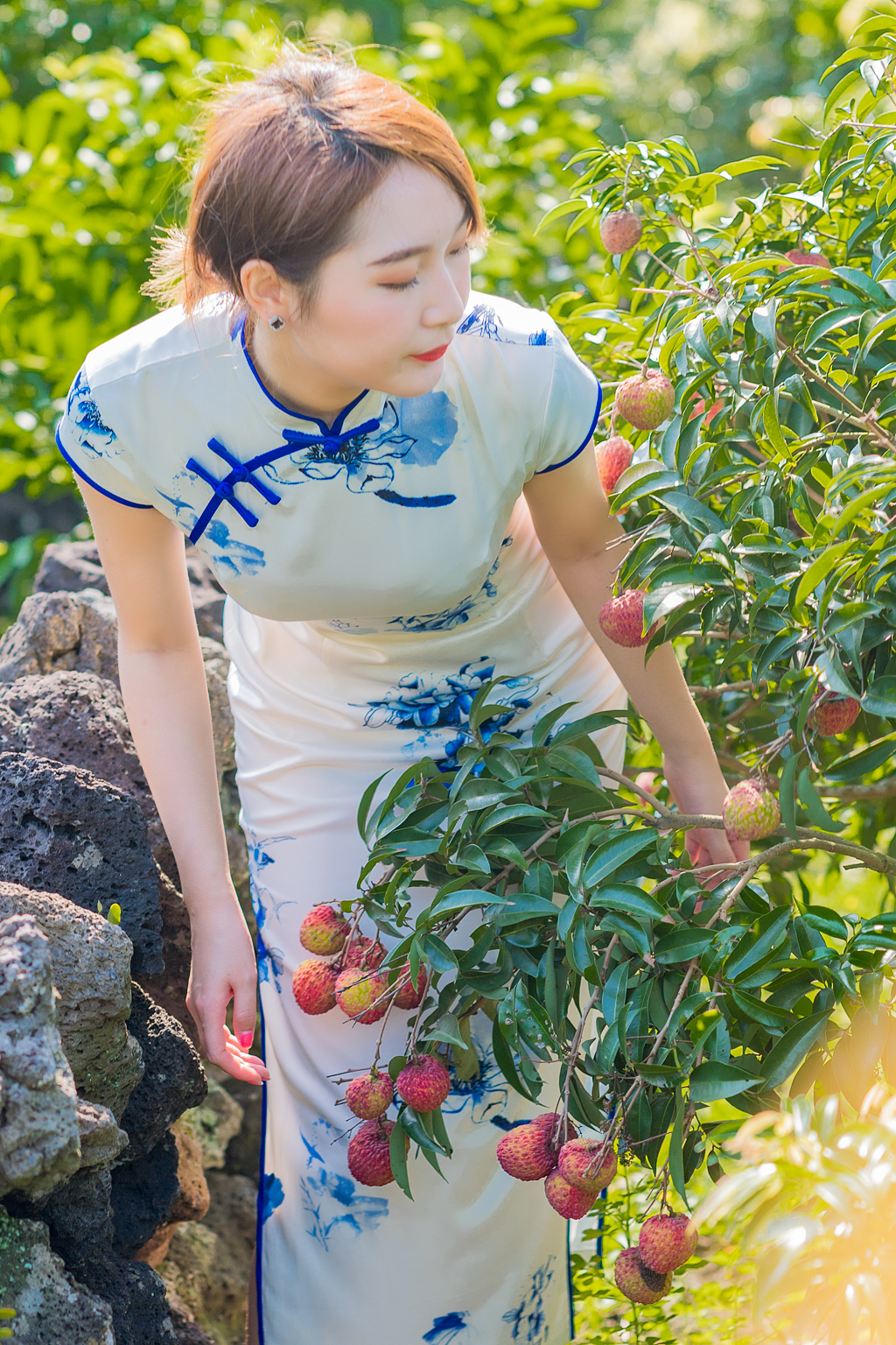 海口附近的荔枝采摘园有地过夜吗,海口周边采摘荔枝一日游最佳地点
