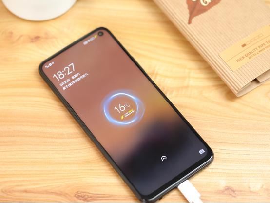 iqooz1评测游戏视频,iqooz1天玑1000plus有多强