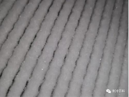 冷风机结霜常见原因,热氟除霜冷风机底盘结霜