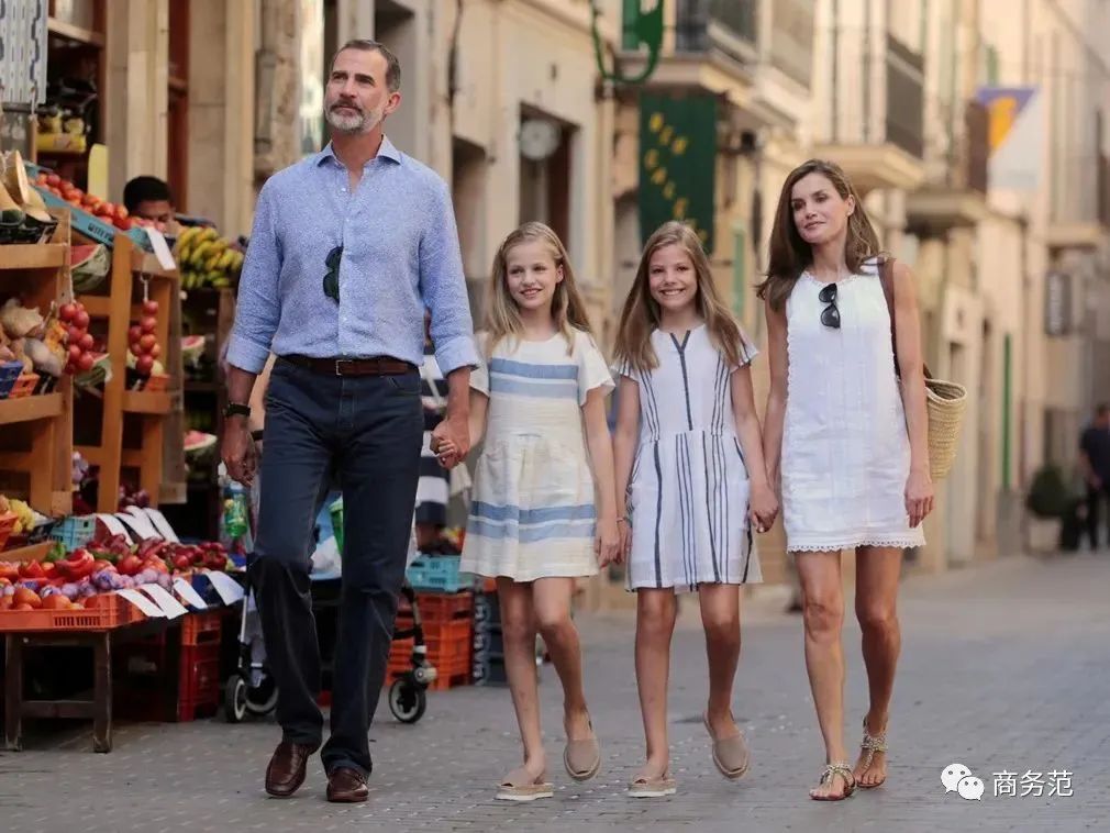 老钱vs新钱vs顶级网红，度假也有鄙视链？