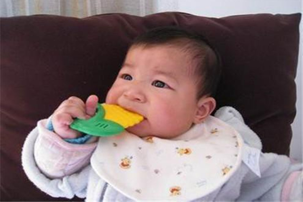 五个月宝宝长牙要不要补钙,宝宝8个月没长牙补什么钙